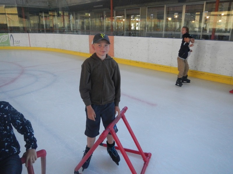 Village Camps International Summer Camp Leysin, Switzerland 2025-08-09 https://www.villagecamps.com/journals_admin/images/703-12-ice skating (18).jpg